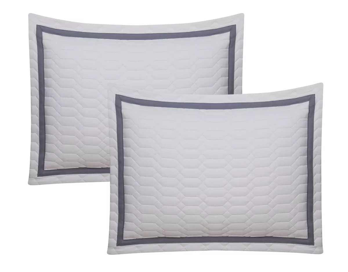 Chic Home Faige 3 Pc Queen Duvet Cover Set 4 Chic Home Faige 3 Pc Queen Duvet Cover Set - Image 2