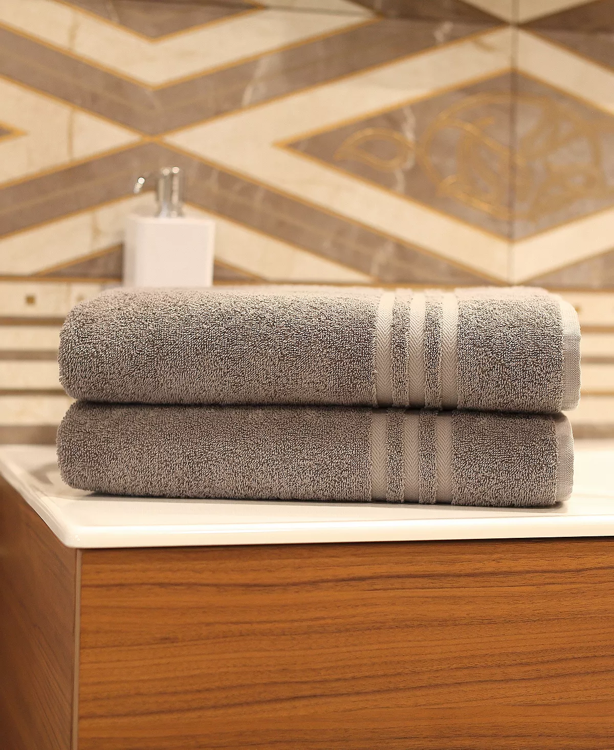 Linum Home Denzi 2-Pc. Bath Towel Set 10 Linum Home Denzi 2-Pc. Bath Towel Set - Image 8