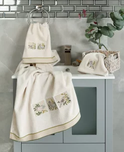 Linum Home Textiles Turkish Cotton Belinda Embellished Bath Towel Set, 2 Piece -Avanti Linens Shop 23165322 fpx