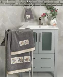 Linum Home Textiles Turkish Cotton Belinda Embellished Bath Towel Set, 2 Piece -Avanti Linens Shop 23165558 fpx